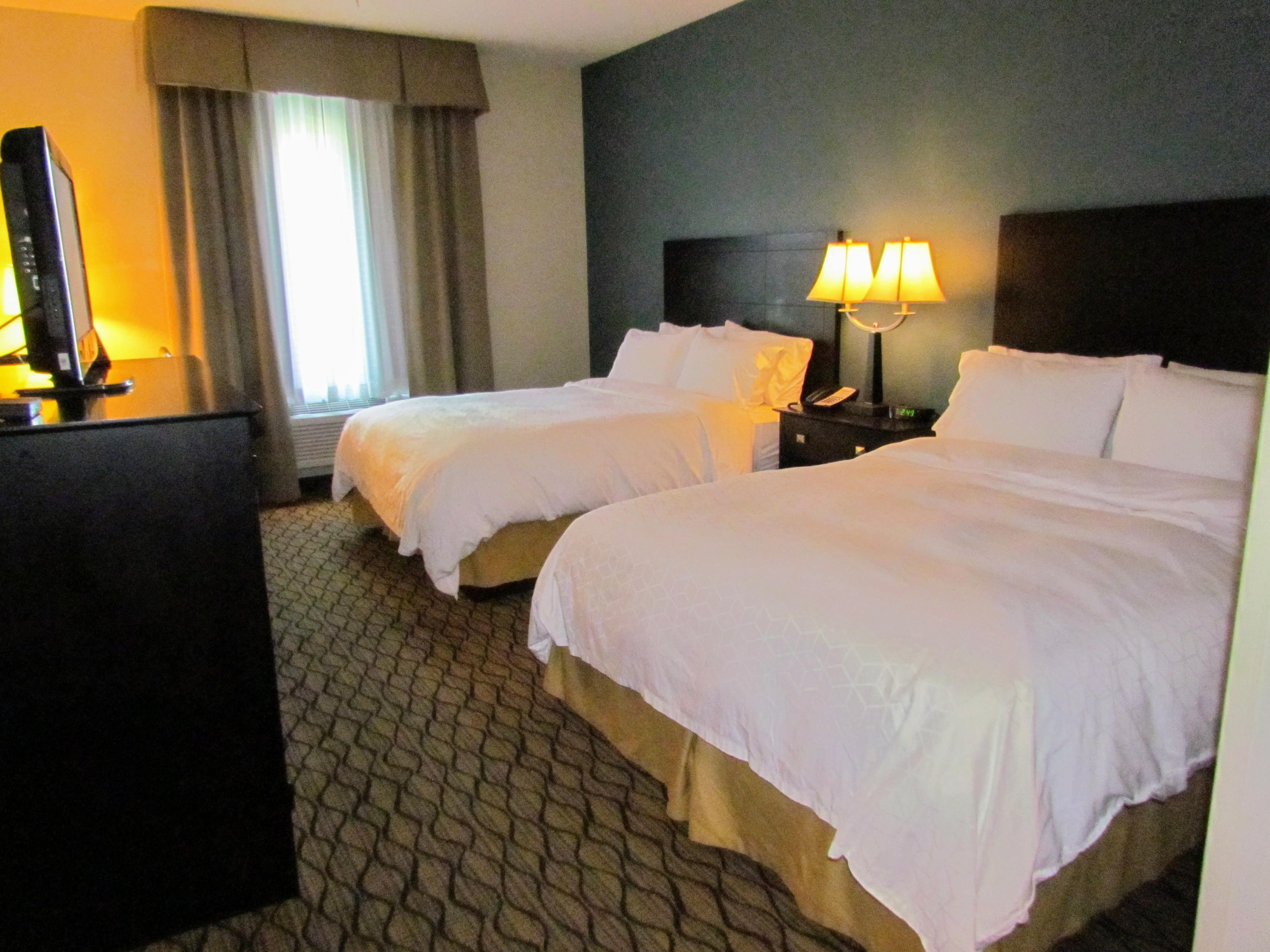 Holiday Inn Express Hotel & Suites Cadillac By Ihg Ngoại thất bức ảnh